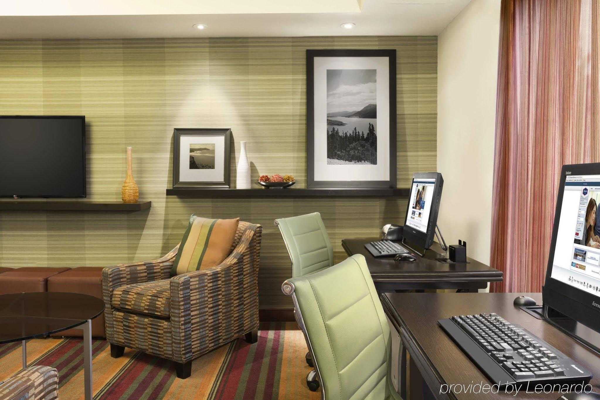 Hampton Airport Hotel Portland