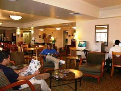 Hotel Hampton Airport