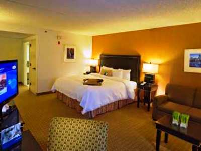 Hampton Airport Hotel